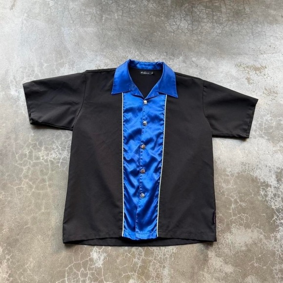 American Vintage Other - Vintage 90's Satin blue polyester black camo collar button up bowling shirt